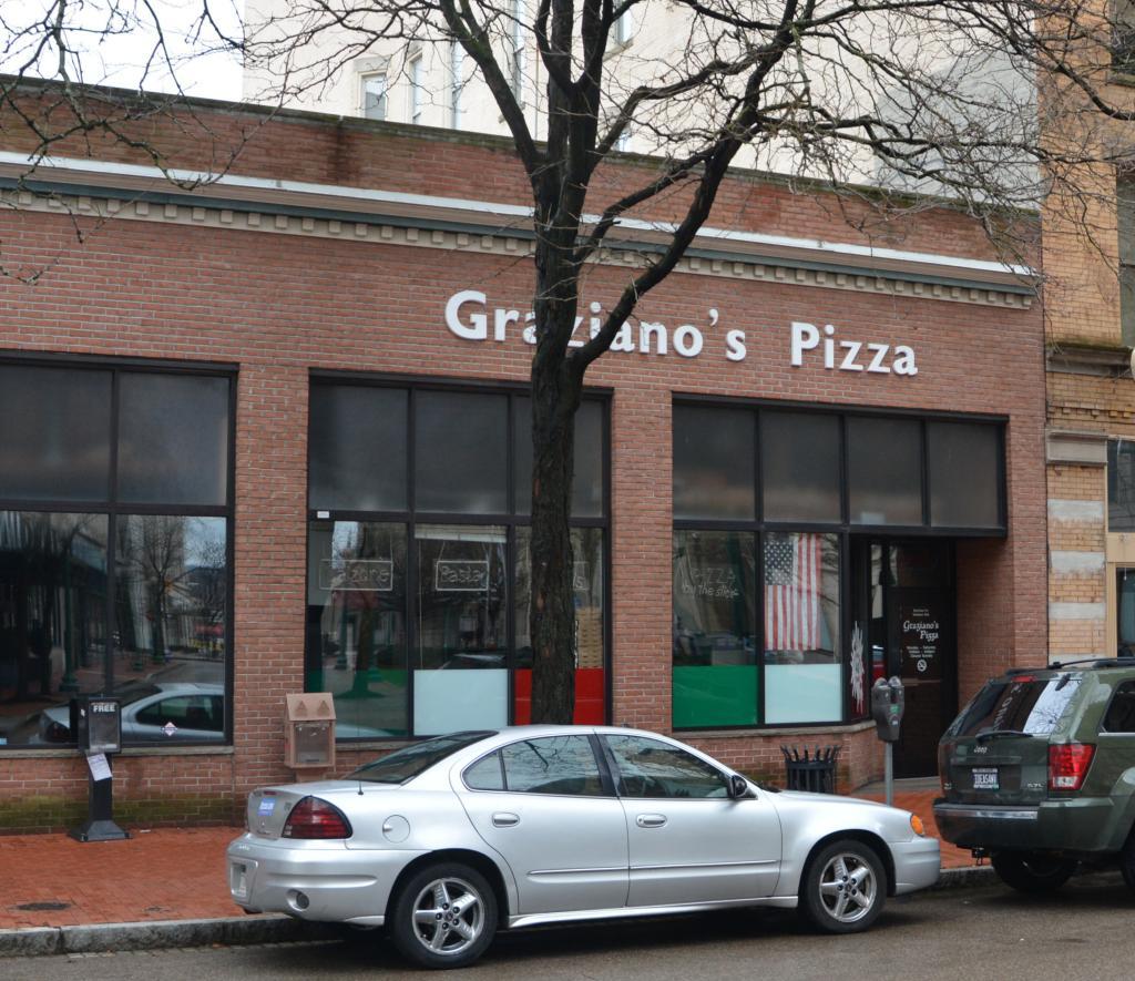 Graziano`s Pizza